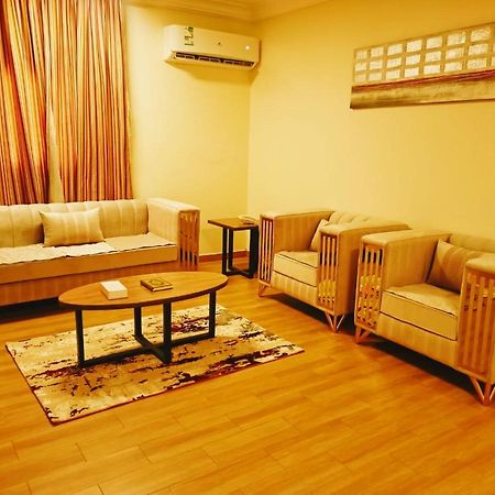 Taraf Yanbu 2 Aparthotel ภายนอก รูปภาพ